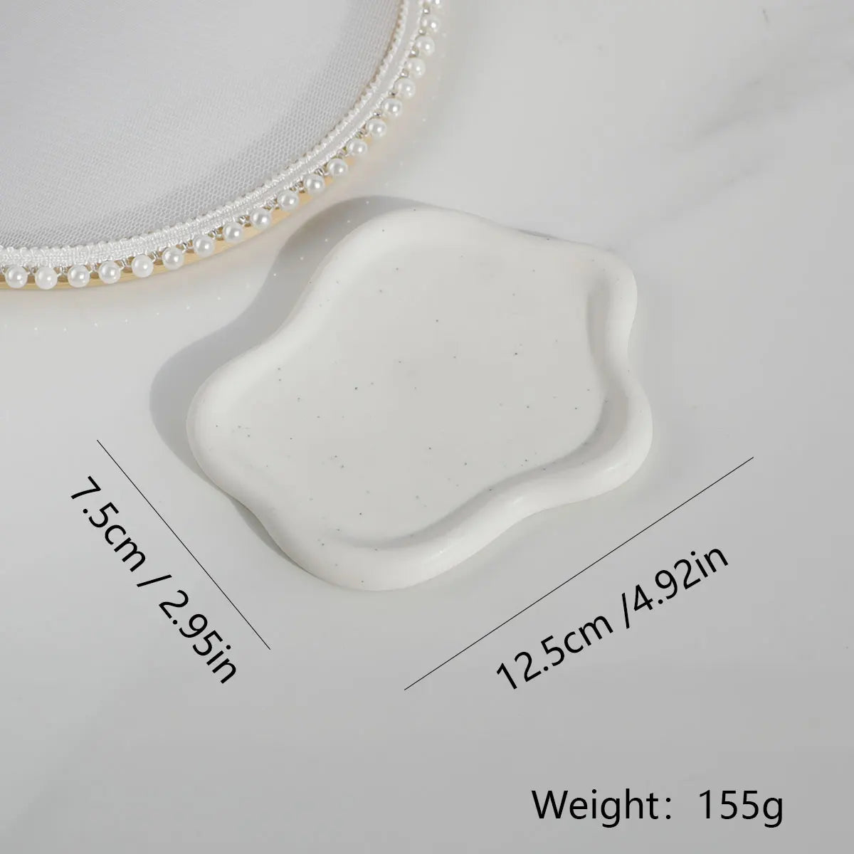 Elegante Keramik-Schmuckschale in Wolkenform