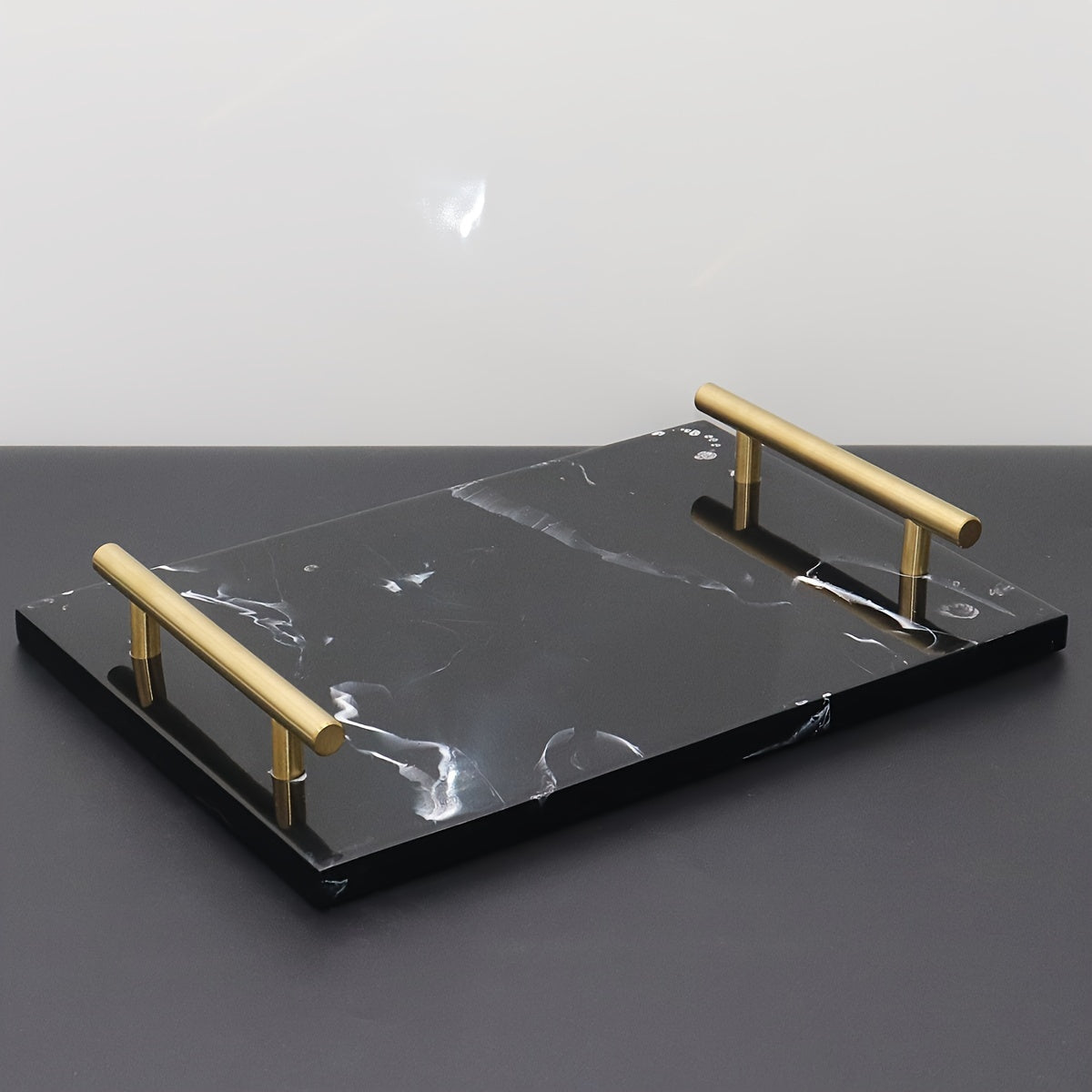 Mehrzweck-Ablage aus robustem Harz mit poliertem Finish