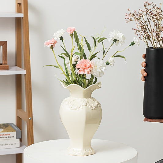 Vintage Keramikvase mit geprägtem Blumenmuster