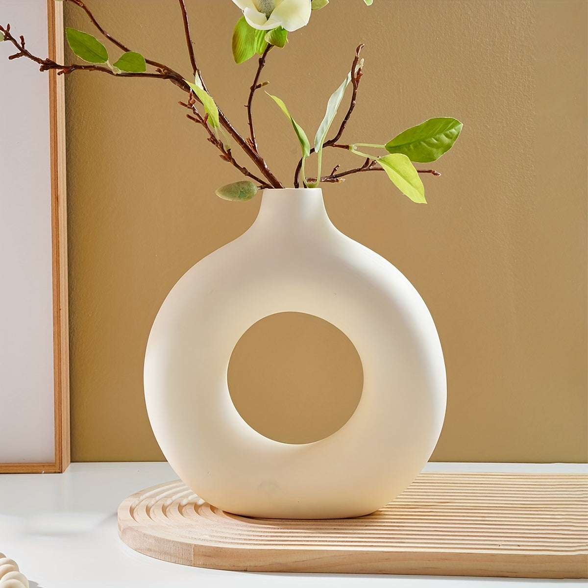 Klassische Zylinder-Vase aus Glas und Metall