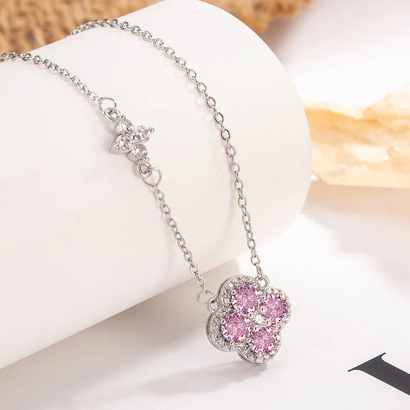 Elegante Halskette aus 925 Sterling Silber mit Pflanzen-Motiv