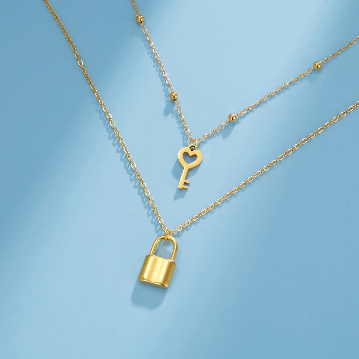 Modische "Key & Lock" Halskette aus Edelstahl (Doppellagig)