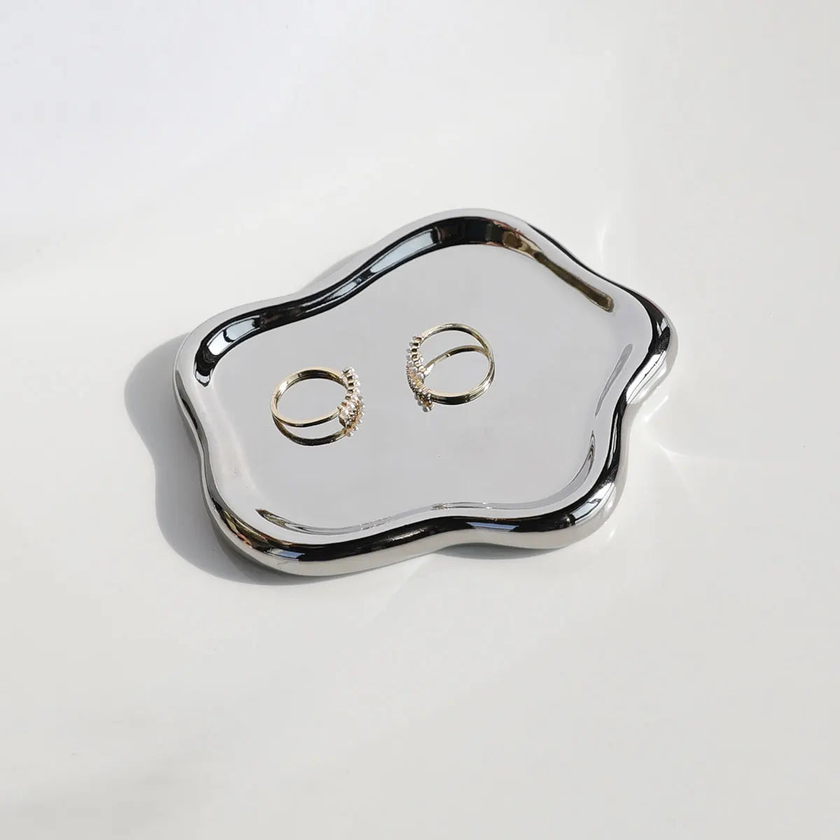 Ceramic Jewelry Tray „Antike Moderne“ – Edle Keramik-Ablage