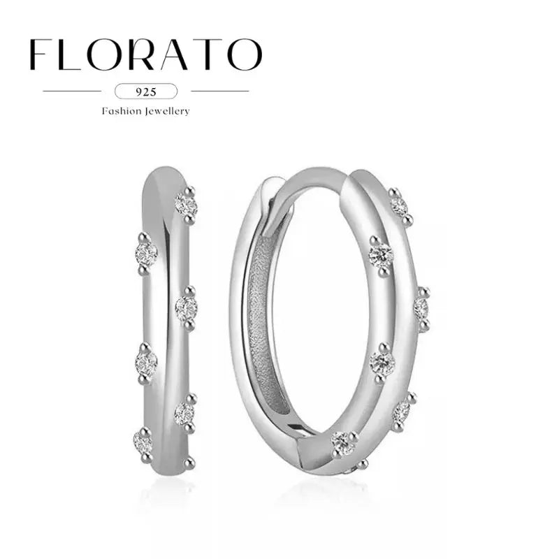 Luxuriöse Creolen mit unregelmäßigem Zirkon und Perlen-Akzenten