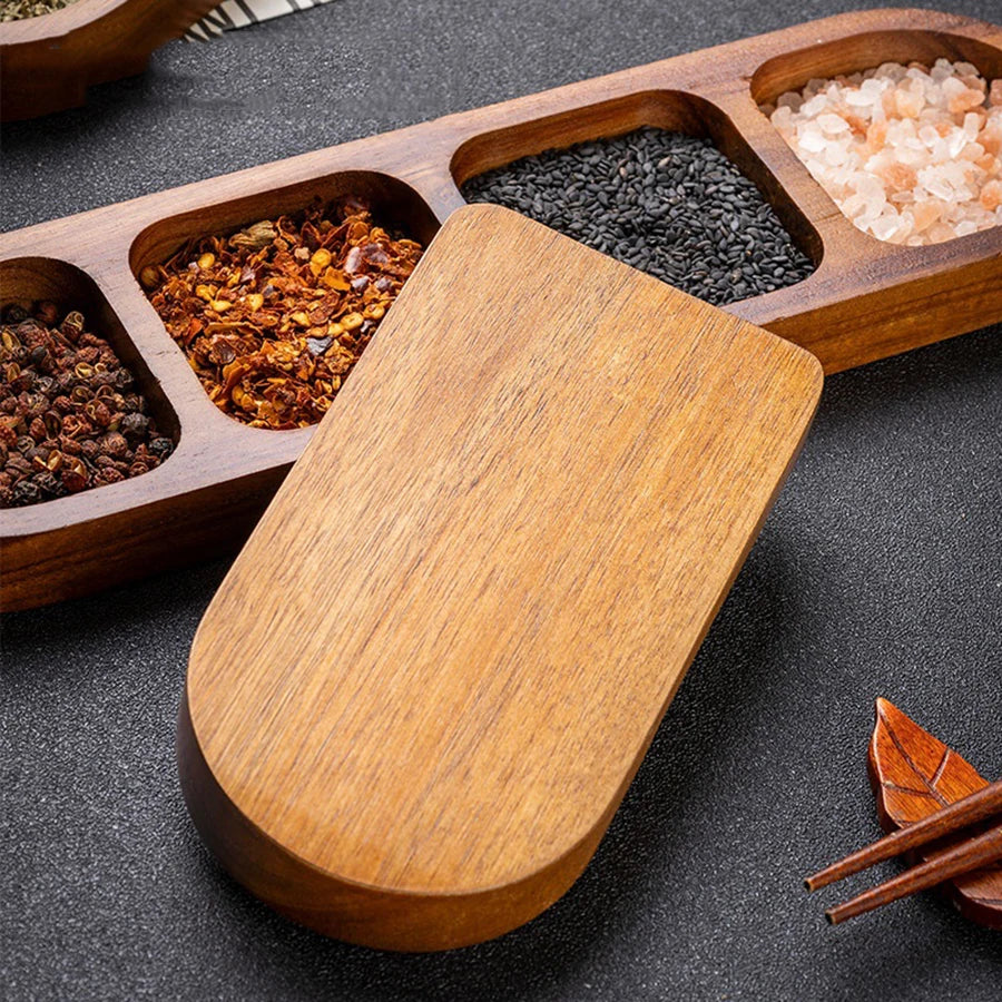 Elegantes Serviertablett mit Unterteilung aus Holz