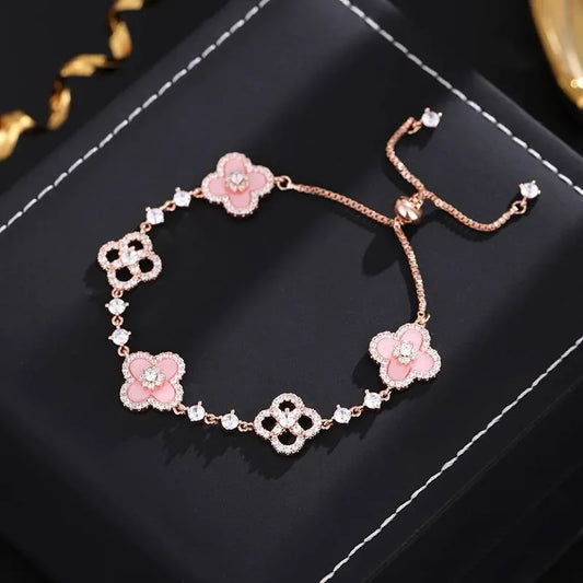 Modisches "Lucky Flower" Armband aus Edelstahl