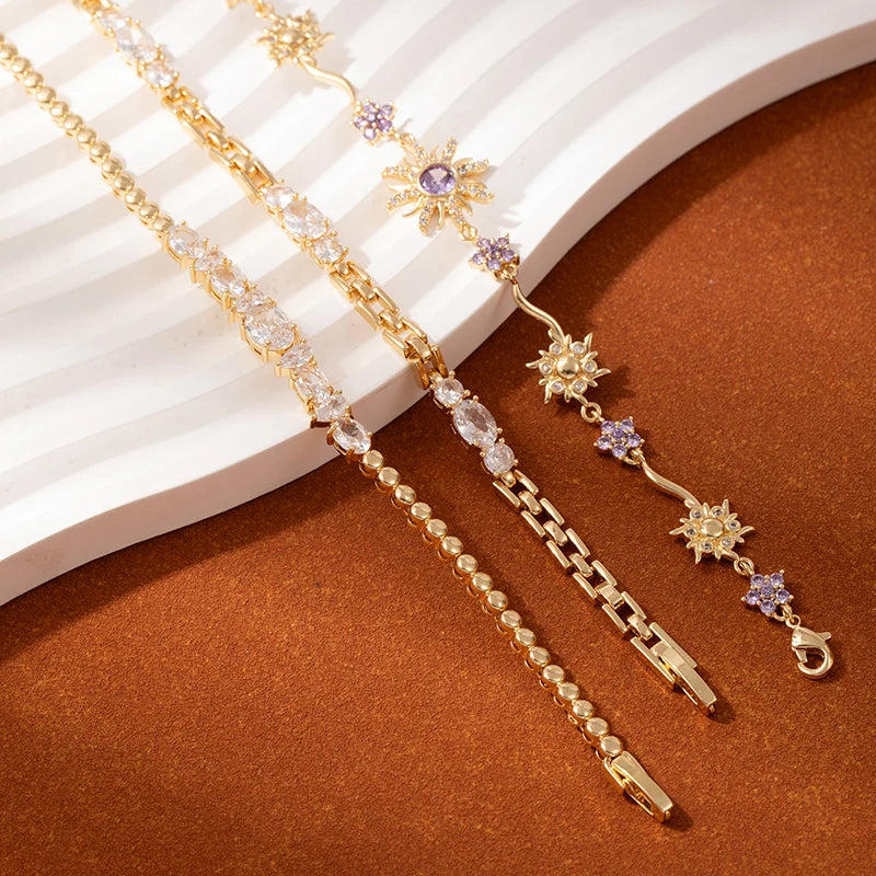 Luxus "Punk Flower" Armreif (18K Vergoldeter Messing & Zirkon)