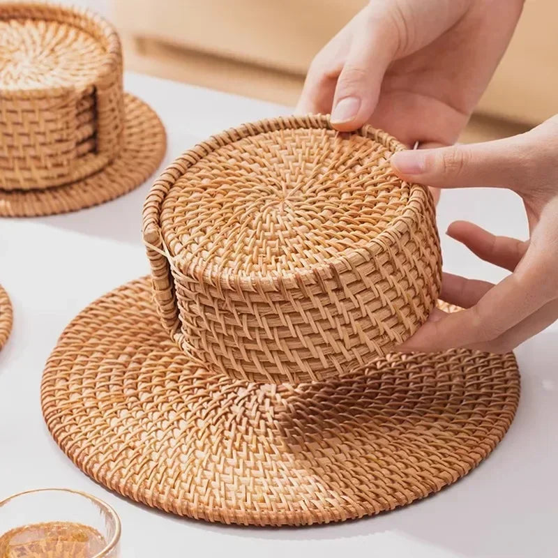Handgewebte Tischsets aus Rattan im Zen-Stil (6er-Set)