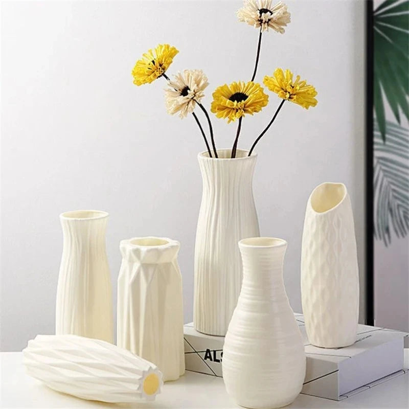Nordische Imitat-Keramik-Vase aus Kunststoff