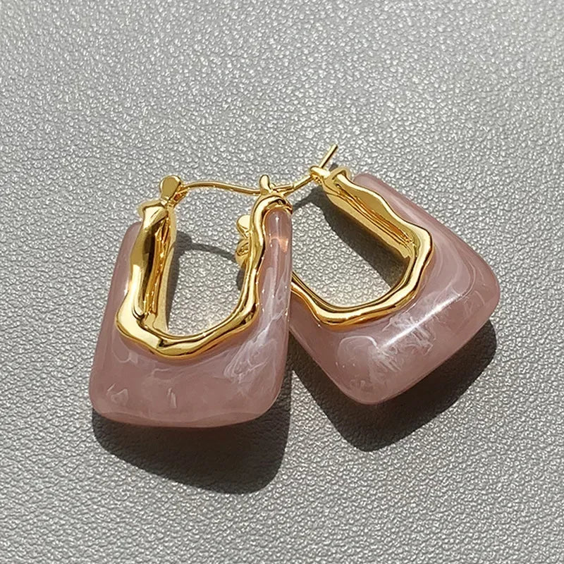 Charmante Ohrhänger mit Glücksmotiv (Fünfblättrige Blume)