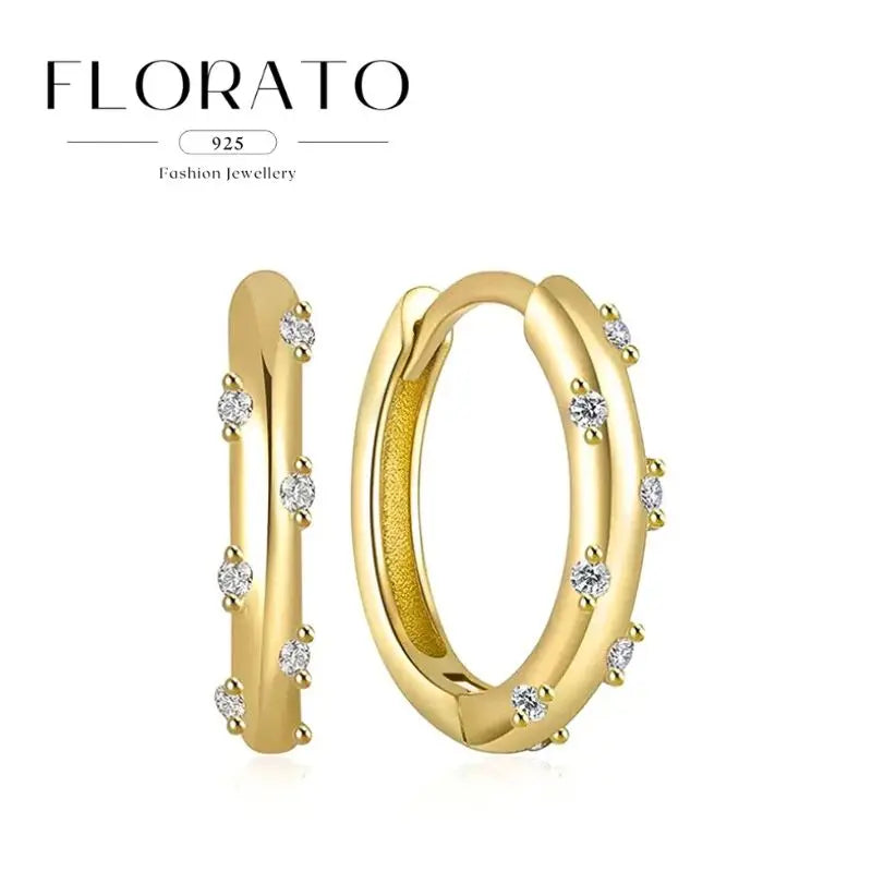 Luxuriöse Creolen mit unregelmäßigem Zirkon und Perlen-Akzenten