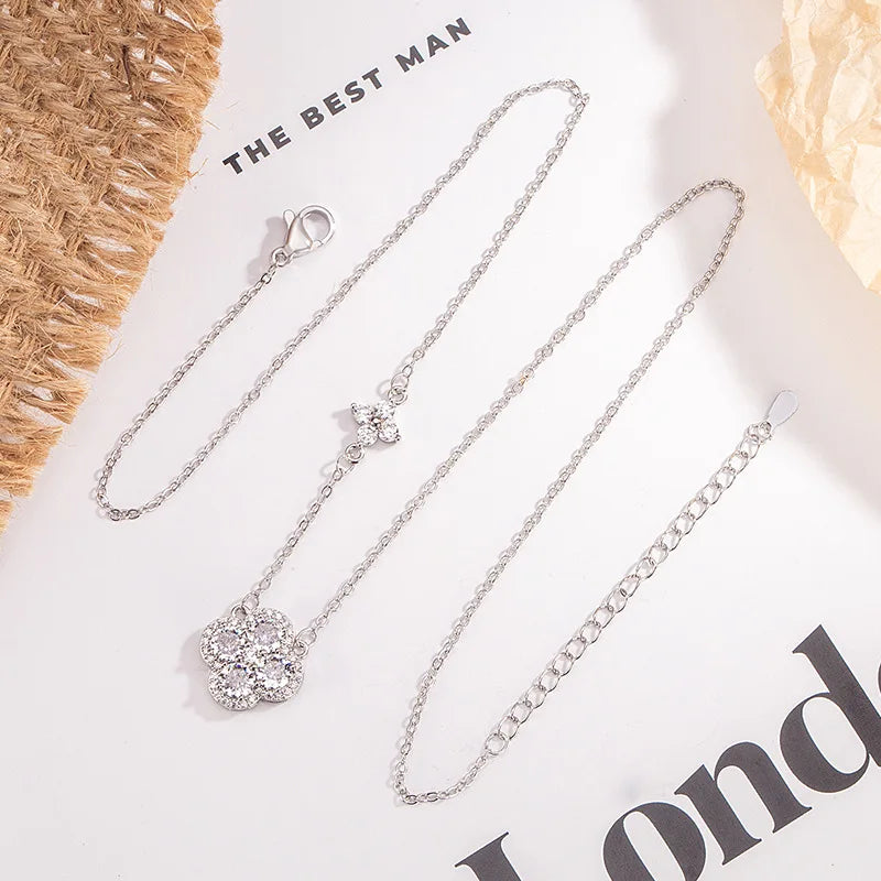 Elegante Halskette aus 925 Sterling Silber mit Pflanzen-Motiv