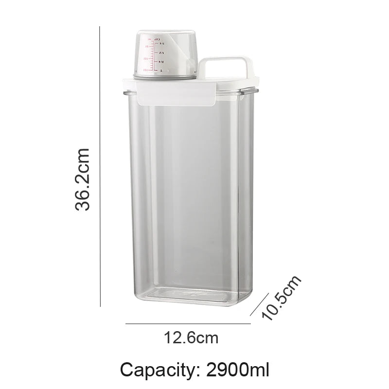 Multifunktionaler Vorratsbehälter mit Messbecher