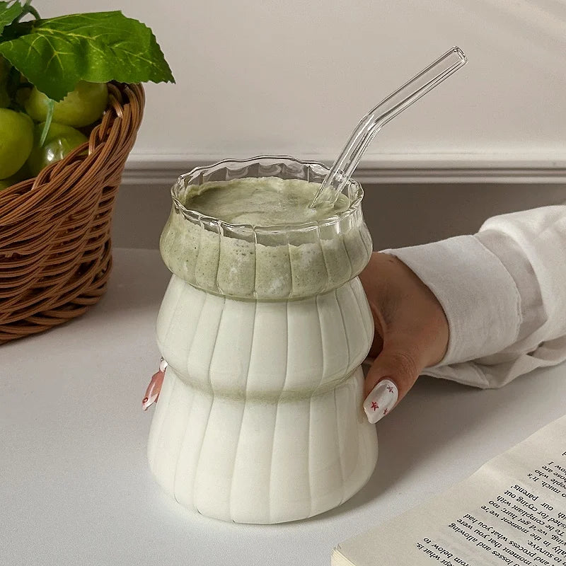 Ästhetisches Multifunktionsglas für kalte und warme Getränke