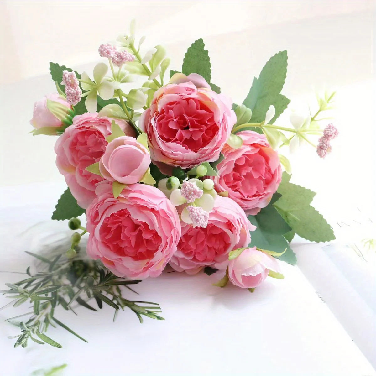 Persisches Rosen-Bouquet „Eternal Blossom“ – Realistische Kunstblumen für Festlichkeiten