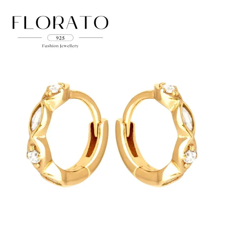 Luxuriöse Creolen mit unregelmäßigem Zirkon und Perlen-Akzenten