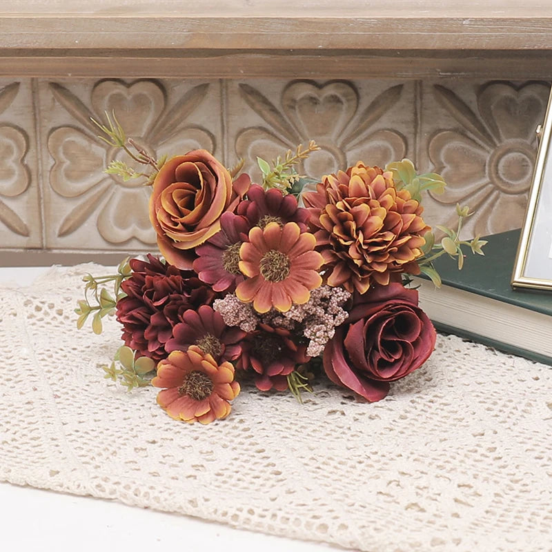 Seiden-Mischstrauß mit Rosen und Hortensien