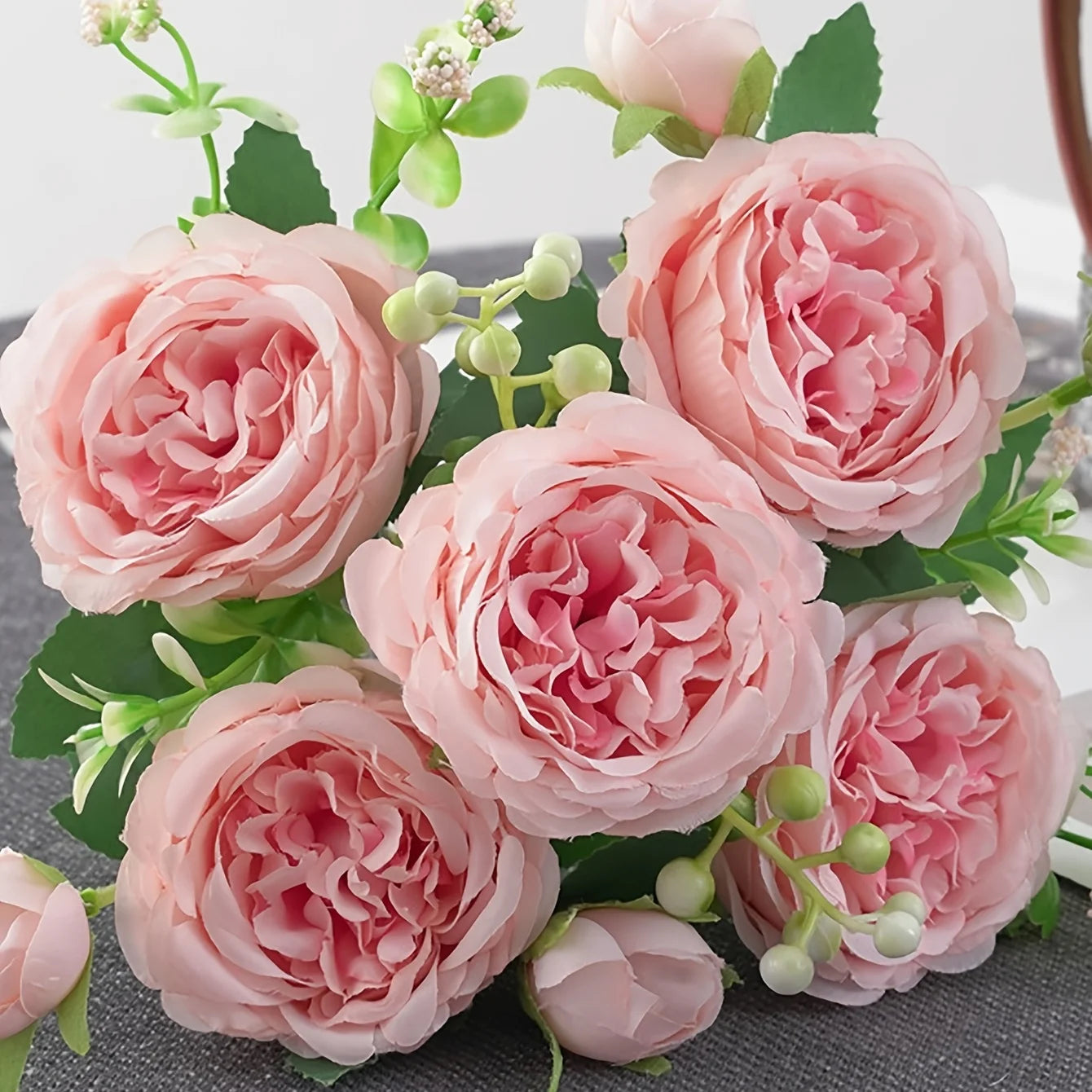 Persisches Rosen-Bouquet „Eternal Blossom“ – Realistische Kunstblumen für Festlichkeiten