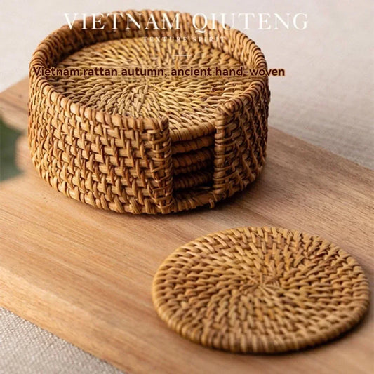 Handgewebte Tischsets aus Rattan im Zen-Stil (6er-Set)