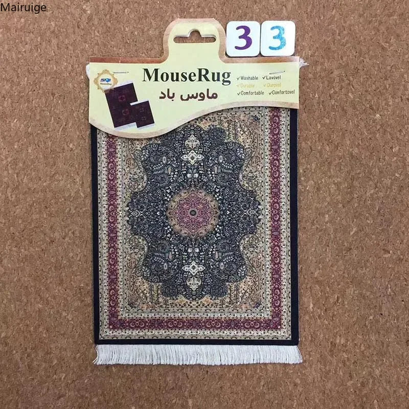 Mairuige „Desk-Carpets“ – Übergroße Schreibtischanterlage