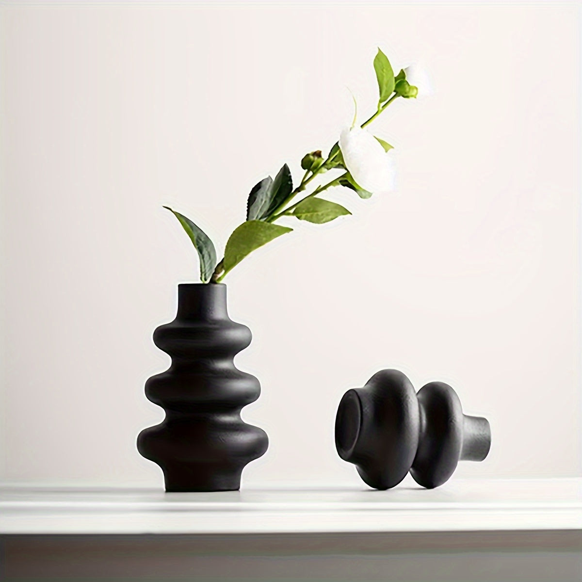 Spiral-Keramikvase im Boho-Stil